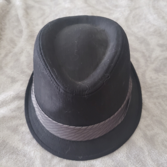 Hat - Picture 1 of 3